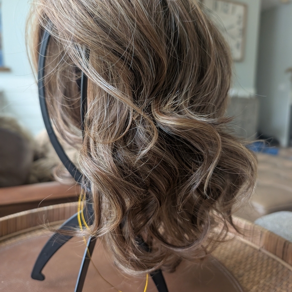 Belle Tress Nutella Buttercream Wig - Picture 2 of 9